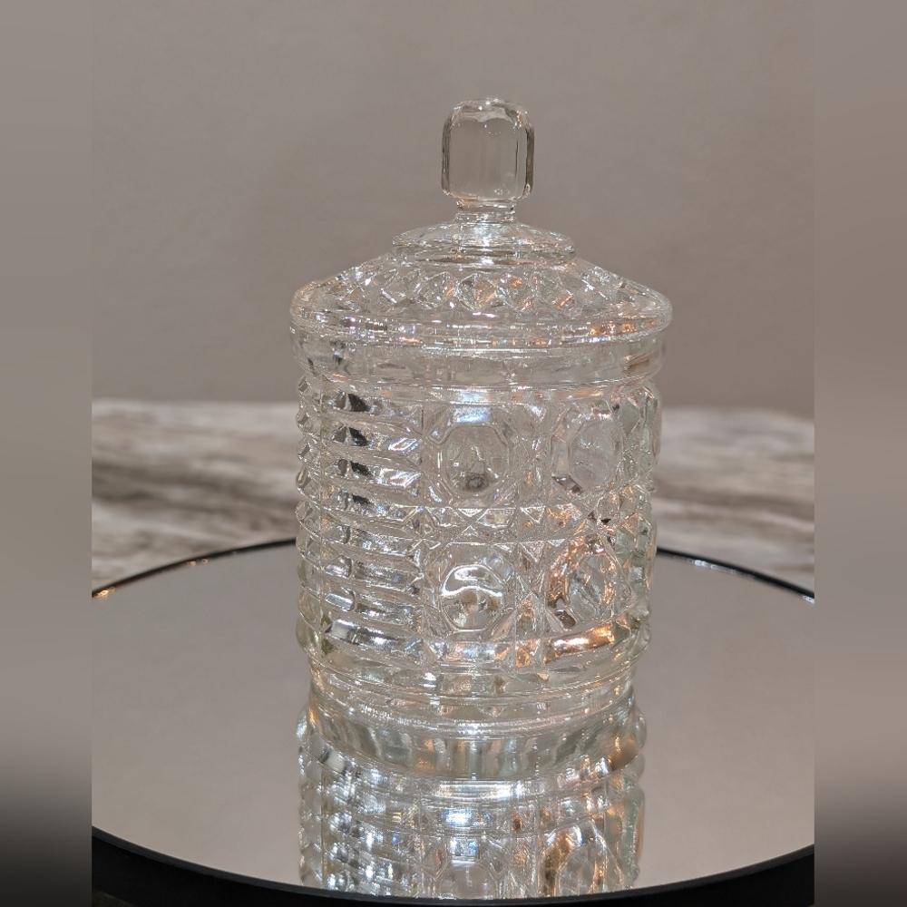 Vintage Federal Glass Windsor Sugar Bowl